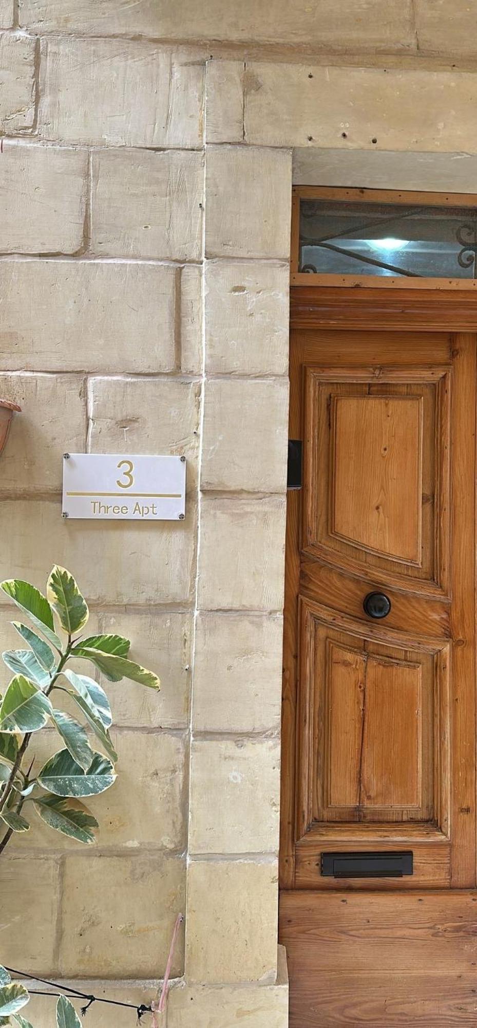 Three Apartment Birgu Exterior photo